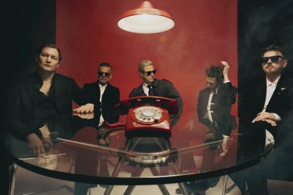 Interpol: Neues Album ‚This Mirror Weighs A Ton‘ kommt Ende August